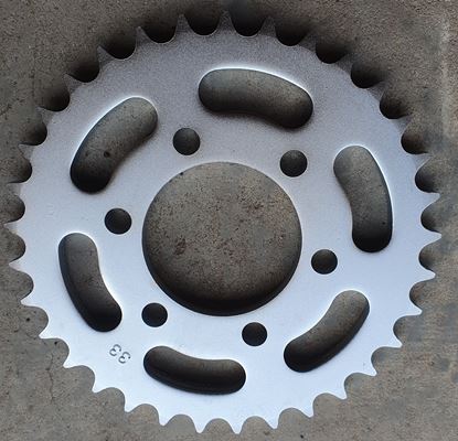 Picture of 33 Tooth Rear Sprocket Cog Suzuki GT500 76-77 T500 68-75  Ref: JTR814