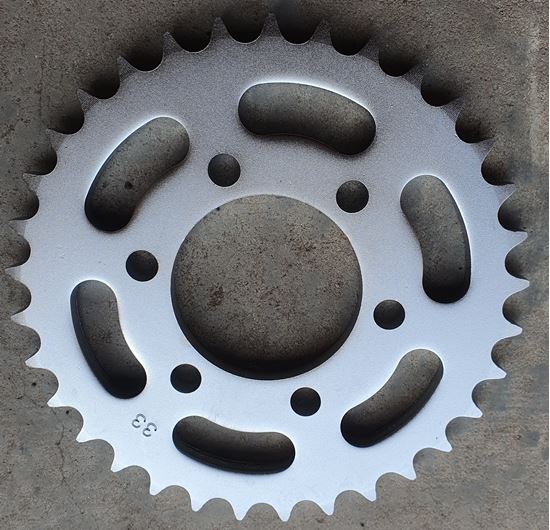 Picture of 33 Tooth Rear Sprocket Cog Suzuki GT500 76-77 T500 68-75  Ref: JTR814