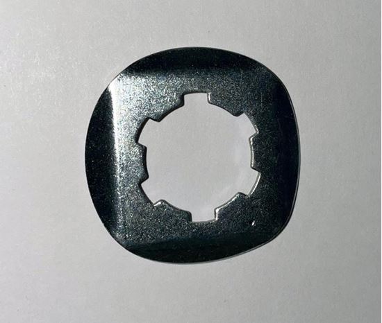 Picture of Front Sprocket Retainer 424, 507, 567, 569, 571, 575