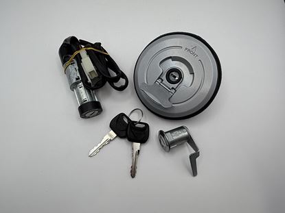 Picture of Ignition Switch & Tank Cap Honda CBF125 09-12 (Pair)