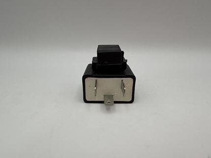 Picture of Flasher Relay 12v 3 Pin For Use on Bulbs Up To 23w Rectangle (Single)
